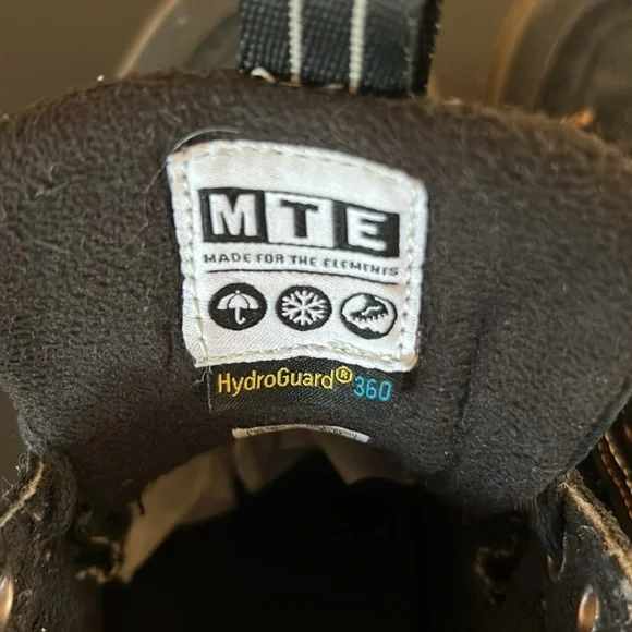 Van’s Off the Wall MTE Women’s size 8 - Picture 7 of 10